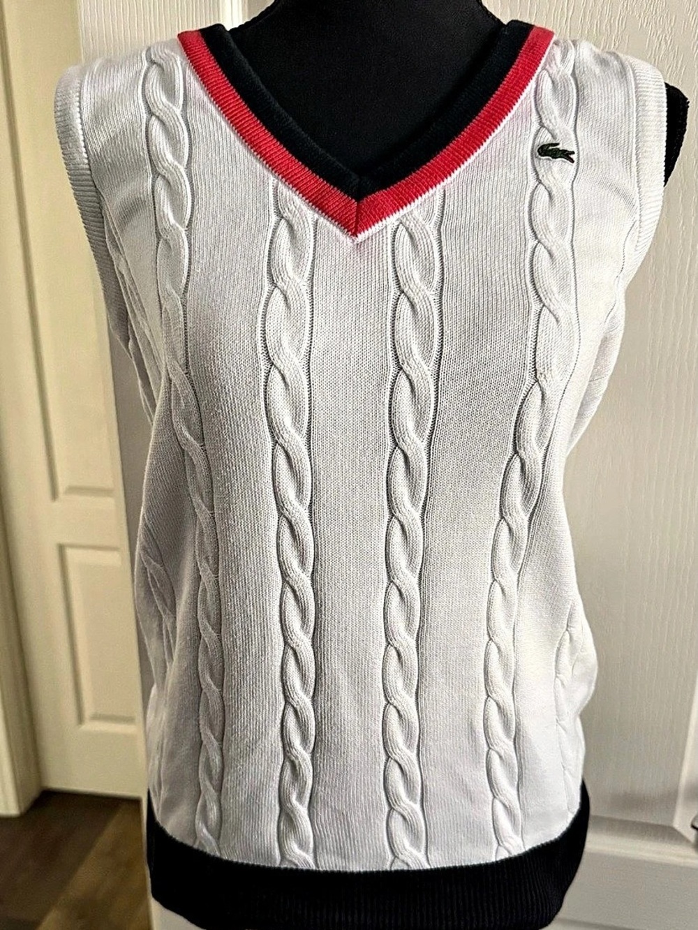 Lacoste Varsity Cable-Knit Sweater Vest White & Red Size 40